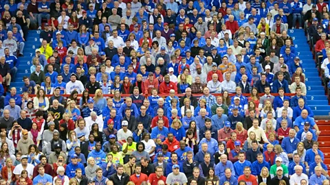 Dean Hochman/Flickr/CC BY 2.0 Opinions can spread fast through a crowd (Credit: Dean Hochman/Flickr/CC BY 2.0)