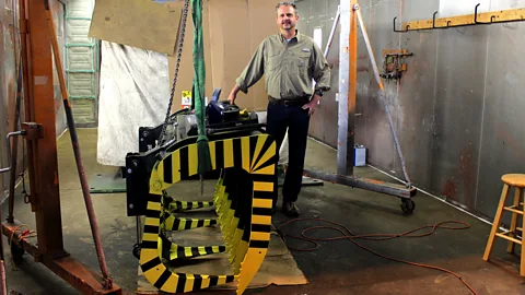 Chris Baraniuk Micah Eldred with the claw that could net him millions (Credit: Chris Baraniuk)