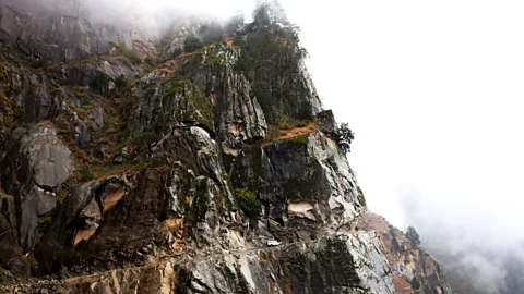 Himanshu Khagta The precarious road connects to the mythical valley of Pangi (Credit: Himanshu Khagta)