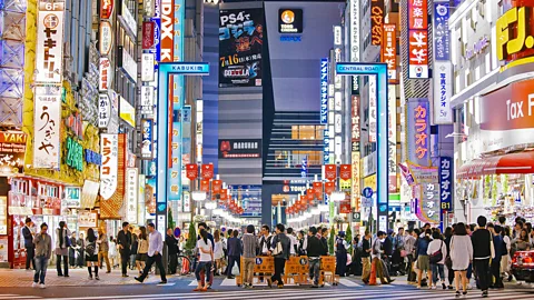 Alexander Spatari/Getty Japanese people learnt their politeness from an ancient proverb (Credit: Alexander Spatari/Getty)