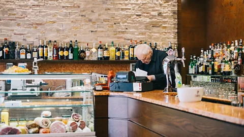 Lance Henderstein Inside Bar Rattazzo (Credit: Lance Henderstein)