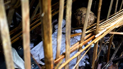 Theodora Sutcliffe The decaying remains of a loved one (Credit: Theodora Sutcliffe)