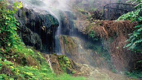 George Ostertag/Alamy Native Americans once used the springs to quarry materials for weapons (Credit: George Ostertag/Alamy)