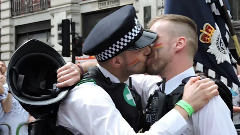 GirlAboutThames Two policemen became engaged at the Pride Parade in London on 25 June 2016 (Credit: GirlAboutThames)
