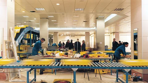 Michael Landy, 2001. An Artangel commission/Parisa Taghizadeh Break Down (Credit: Michael Landy, 2001. An Artangel commission/Parisa Taghizadeh)