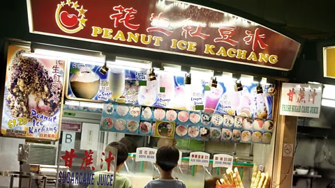 Alamy Singlish arose in the last century from the mixing of many different language groups in Singapore’s English-language schools (Credit: Alamy)