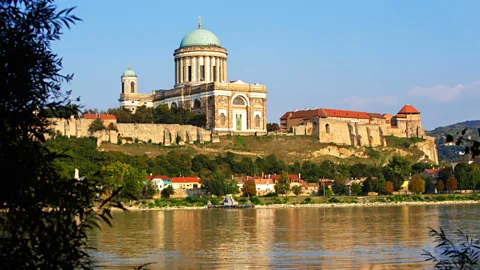 funkyfood London - Paul Williams / Alamy Exterior of the Esztergom Basilica, Hungary's largest church (Credit: funkyfood London - Paul Williams / Alamy)