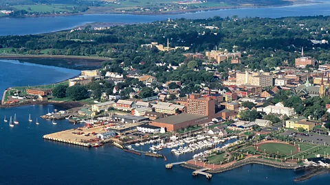 Alamy While exiled American loyalists to the Crown shaped the English accent in Ontario, the immigrants who settled the Maritime Provinces came from the UK and France (Credit: Alamy)