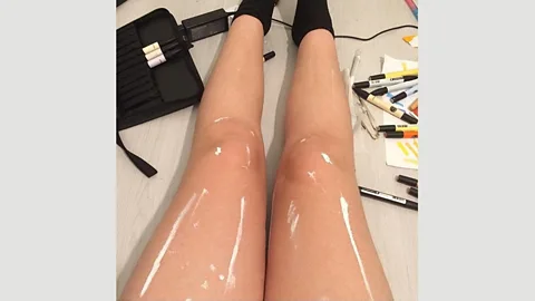 glossy legs 