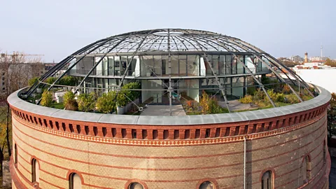 Cordia Schlegelmilch Fichtebunker, Berlin, by Verde Gartengestaltung (2008-9)