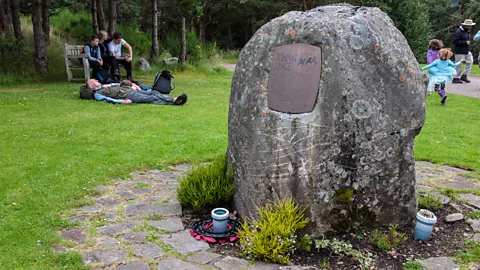 Amanda Ruggeri A memorial to Kompani Linge stands outside the Glenmore Visitor Centre; inside, a small exhibition commemorates their work (Credit: Amanda Ruggeri)