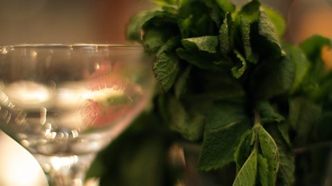 Can i drink while taking valtrex glass of wine