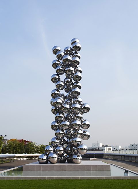 Tall Tree and the Eye, Anish Kapoor, 2009, stainless steel