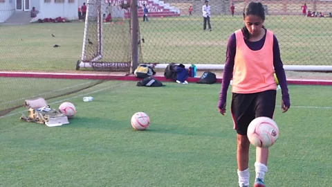 Benjamin Zand Pakistan, football