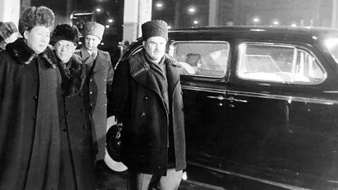 Sovfoto Mao Zedong, rugged up against the Moscow winter, tours an automotive factory on his visit to the USSR in February 1950 (Credit: Sovfoto)