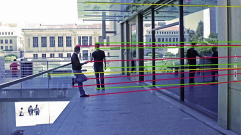 James O’Brien and Hany Farid Tracing the reflections in an image can make it easy to spot fakes if they don’t line up (Credit: James O’Brien and Hany Farid)