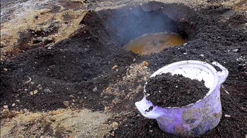 Bubbling earth
