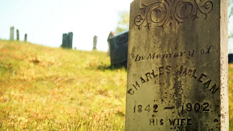 Eliana Alvarez Martinez A gravestone on Cape Breton Island, Nova Scotia (Credit: Eliana Alvarez Martinez)