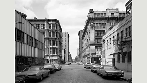 Thomas Struth Thomas Struth's early street shots show the influence of his teachers; he also explored museums, religious cult sites and families (Credit: Thomas Struth)