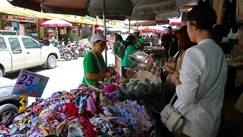 Micaela Marini Higgs Vendors believe wearing the same colour has bolstered a sense of community (Credit: Micaela Marini Higgs)
