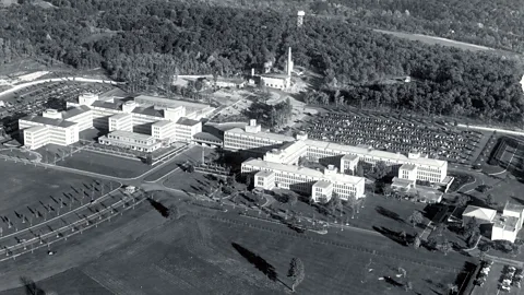 AT&T Archives and History Center The Bell Labs campus in New Jersey, taken in 1949 (Credit: AT&T Archives and History Center)