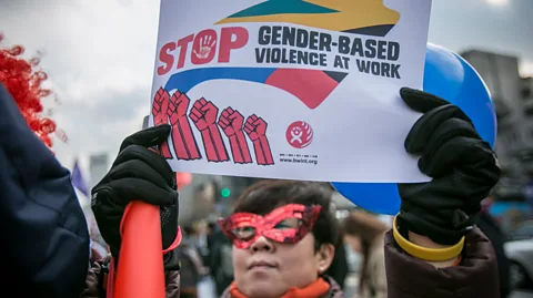 Getty Images A South Korean woman protests in Seoul against gender inequality and sexual harrassment in the workplace (Credit: Getty Images)