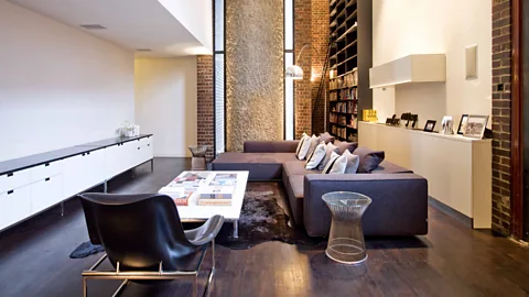 Robert Oliver/ArcaidImages The influence of the Bauhaus is ubiquitous even today, as is evident in a modern-day apartment in London's Barbican Estate (Credit: Robert Oliver/ArcaidImages)