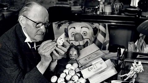 Clowns International Stan Bult is regarded as the father of clown painting (Credit: Clowns International)