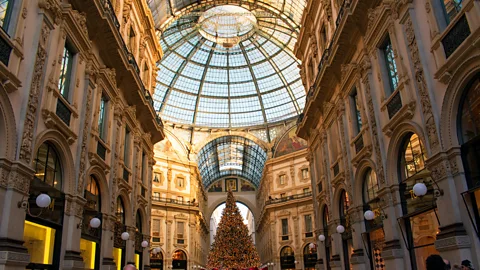Amanda Ruggeri Milan's Galleria Vittorio Emanuele at Christmas (Credit: Amanda Ruggeri)