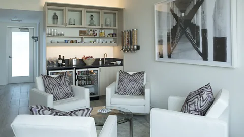 The Private Suite Exclusive private airport lounges let elite travellers avoid the mere mortals jostling for space in the security queue (Credit: The Private Suite)