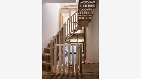 Tim Crocker A 21st Century stairway in a Victorian house (Credit: Tim Crocker)