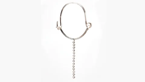 Gregory Favre/The Easton Foundation/Adagp A collar by Louise Bourgeois, 1948 (Credit: Gregory Favre/The Easton Foundation/Adagp)