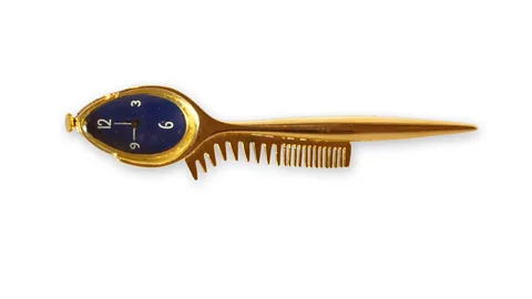 Philippe Servent/Fundació Gala-Salvador Dalí/Adagp A gold and enamel brooch by Salvador Dalí, 1957 (Credit: Philippe Servent/Fundació Gala-Salvador Dalí/Adagp)