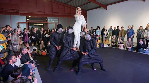 Mostapha El Hamlili Elisabeth Efua Sutherland fuses traditional Ghanaian dance with contemporary choreography (Credit: Mostapha El Hamlili)