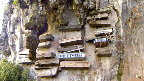 Steve Paton Philippines, hanging coffins, Igorot