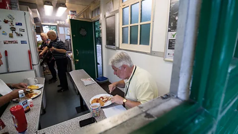 Chris J Ratcliff/Getty Images The cabmen’s shelters are no larger than a horse and cart, and only drivers are allowed in (Credit: Chris J Ratcliff/Getty Images)