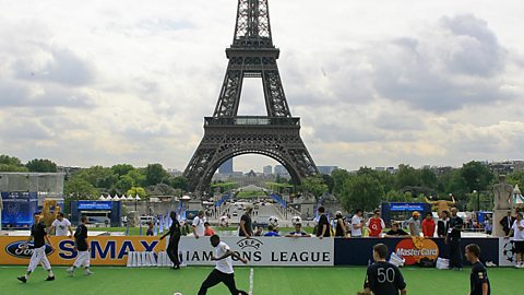 We want to play five-a-side on these amazing pitches - BBC Three