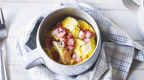 Microwave bacon eggy bread