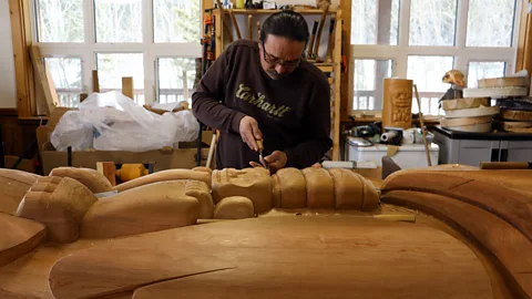 Mike MacEacheran Artist Keith Wolfe Smarch of the Tlingit First Nation has long used the unique landscape of the Carcross Desert as inspiration (Credit: Mike MacEacheran)
