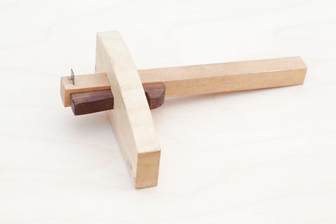 A marking gauge tool