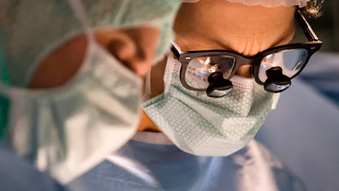 Getty Images Trainee surgeons taught to mimic the quiet eye movements of experts learnt the procedures more quickly and performed them with greater precision (Credit: Getty Images)