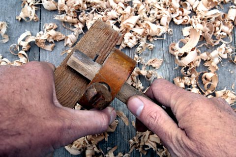 A mortise gauge tool