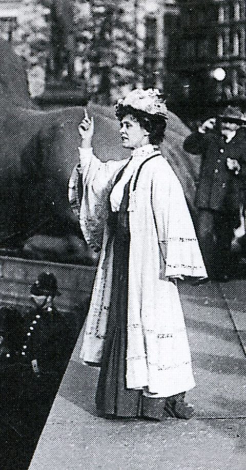 Emmeline Pankhurst talking to a crowd of people