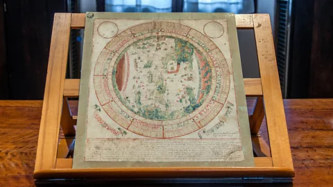 Rossi Thomson, by permission of the Biblioteca Civica Bertoliana – Vicenza Giovanni Leardo’s planisphere is based on Ptolemy’s geocentric model (Credit: Rossi Thomson, by permission of the Biblioteca Civica Bertoliana – Vicenza)