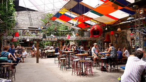 Gareth Dewar/Alamy Many of Budapest’s neighbourhoods have experienced revitalisation, welcoming a new wave of bars and coffee shops (Credit: Gareth Dewar/Alamy)