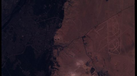 Can you really see the Great Wall of China from space? - BBC Sky