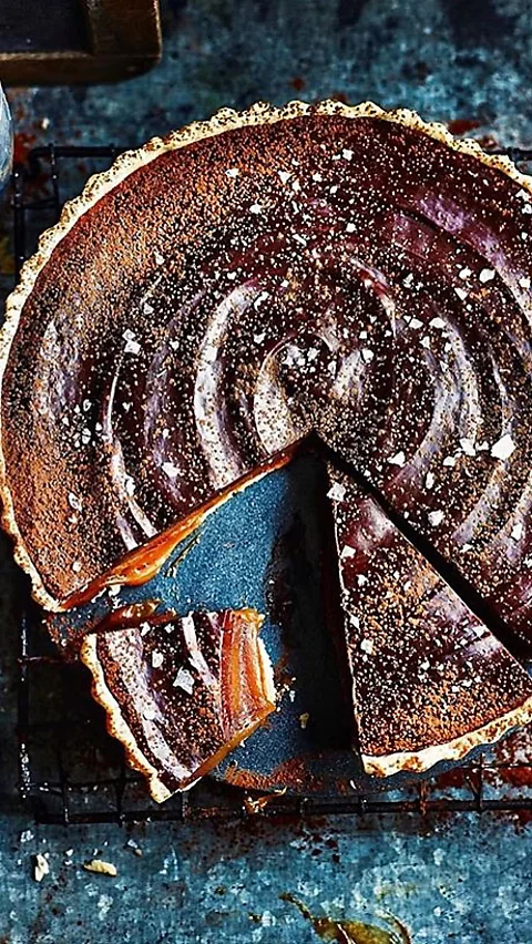 Natalie Seldon Experimental psychologists at Oxford University say the brain 'imagines' what your food is going to taste like which anchors the tasting experience (Credit: Natalie Seldon)