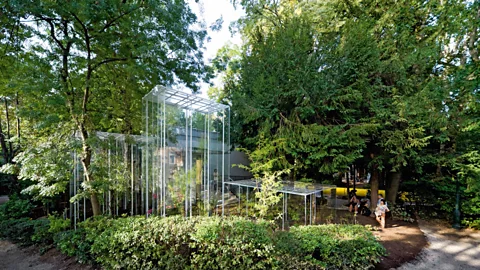 Iwan Baan The ethereal glass houses blur boundaries between inside and outside (Credit: Iwan Baan)