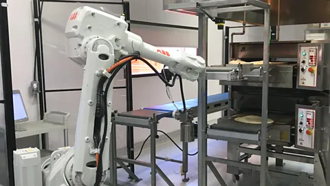 Zume Pizza Pizza baking robots could revolutionise the fast food delivery industry by helping customers get their takeaway faster and fresher (Credit: Zume Pizza)