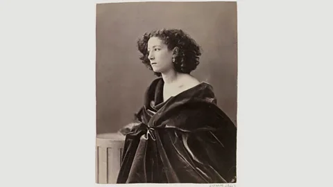 BnF, département des Estampes et de la photographie Sarah Bernhardt by Félix Nadar, 1864 (Credit: BnF, département des Estampes et de la photographie)